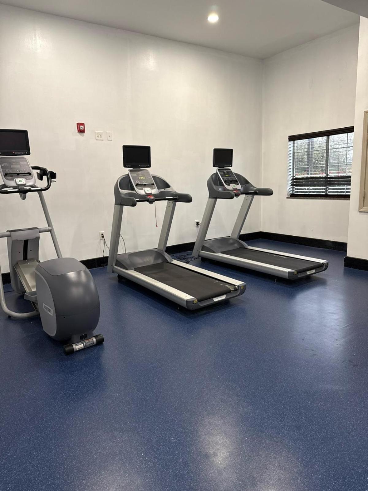 Fairfield Inn And Suites By Marriott North Spring Bagian luar foto