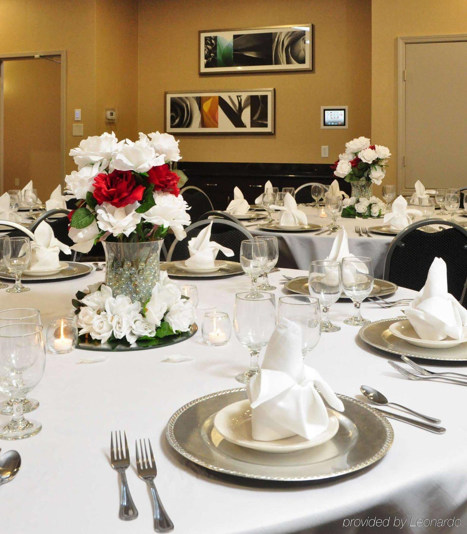 Fairfield Inn And Suites By Marriott North Spring Bagian luar foto
